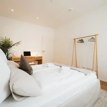 Designer 2br Flat Near Center & The Mosel River コブレンツ